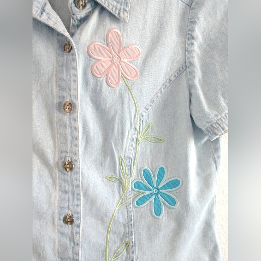 Flower Denim Shirt Embroidered Applique Floral Short Sleeve SP Adorable